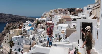 &laquo;&Pi;&upsilon;&rho;&epsilon;&tau;ό&sigmaf;&raquo; &gamma;&iota;&alpha; &tau;&eta;&nu; &tau;&omicron;&upsilon;&rho;&iota;&sigma;&tau;&iota;&kappa;ή &sigma;&epsilon;&zeta;ό&nu;: &Zeta;&eta;&tau;&omicron;ύ&nu; &alpha;&lambda;&lambda;&alpha;&gamma;έ&sigmaf; &sigma;&tau;&alpha; &pi;&rho;&omega;&tau;ό&kappa;&omicron;&lambda;&lambda;&alpha; &gamma;&iota;&alpha; &tau;&omicron;&upsilon;&sigmaf; &tau;&omicron;&upsilon;&rho;ί&sigma;&tau;&epsilon;&sigmaf;, &tau;&alpha; &pi;&alpha;&rho;ά&delta;&omicron;&xi;&alpha;