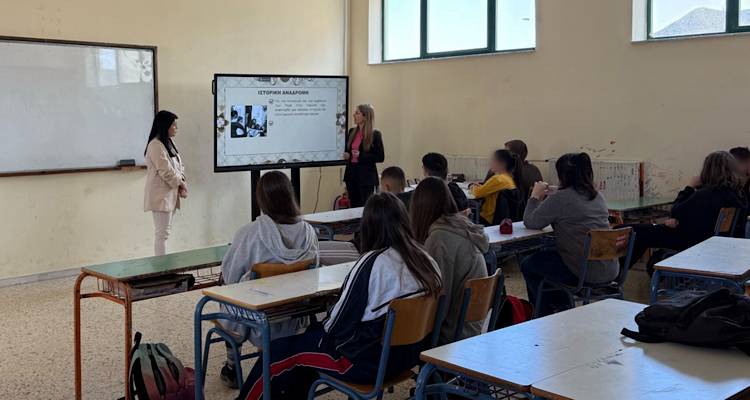 Οι μαθητές του Γυμνασίου Μύρινας γνωρίζουν τις Κοινωνικές Δομές του Δήμου και την κοινότητα Ρομά