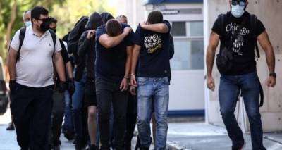 &Epsilon;&pi;&epsilon;&iota;&sigma;ό&delta;&iota;&alpha; &sigma;&tau;&eta; &Nu;έ&alpha; &Phi;&iota;&lambda;&alpha;&delta;έ&lambda;&phi;&epsilon;&iota;&alpha;: &Tau;&iota; &theta;&alpha; &upsilon;&pi;&omicron;&sigma;&tau;&eta;&rho;ί&xi;&omicron;&upsilon;&nu; &omicron;&iota; &kappa;&alpha;&tau;&eta;&gamma;&omicron;&rho;&omicron;ύ&mu;&epsilon;&nu;&omicron;&iota; &chi;&omicron;ύ&lambda;&iota;&gamma;&kappa;&alpha;&nu; -&Xi;&epsilon;&kappa;&iota;&nu;&omicron;ύ&nu; &sigma;ή&mu;&epsilon;&rho;&alpha; &omicron;&iota; &alpha;&pi;&omicron;&lambda;&omicron;&gamma;ί&epsilon;&sigmaf;