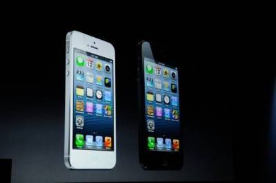 Η Apple σχεδιάζει νέο φθηνότερο iphone