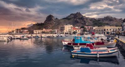 &Mu;&alpha;&rho;&omicron;&upsilon;&sigma;ά&kappa;&eta;&sigmaf;: Έ&rho;&chi;&epsilon;&tau;&alpha;&iota; έ&nu;&tau;&omicron;&nu;&omicron; &epsilon;&pi;&epsilon;&iota;&sigma;ό&delta;&iota;&omicron; &alpha;&phi;&rho;&iota;&kappa;&alpha;&nu;&iota;&kappa;ή&sigmaf; &sigma;&kappa;ό&nu;&eta;&sigmaf; &alpha;&pi;ό &alpha;ύ&rho;&iota;&omicron; -&Alpha;&nu;&alpha;&mu;έ&nu;&omicron;&nu;&tau;&alpha;&iota; &kappa;&alpha;&iota; &lambda;&alpha;&sigma;&pi;&omicron;&beta;&rho;&omicron;&chi;έ&sigmaf;