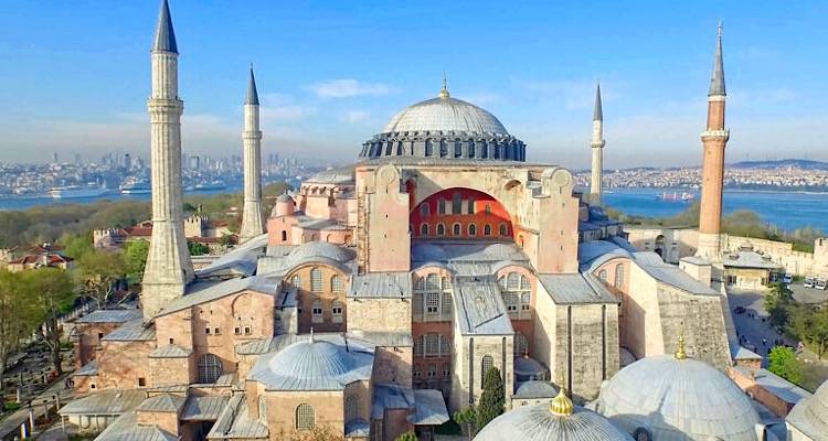 Αγία Σοφία: Εισιτήριο εισόδου για τους τουρίστες από τη Δευτέρα