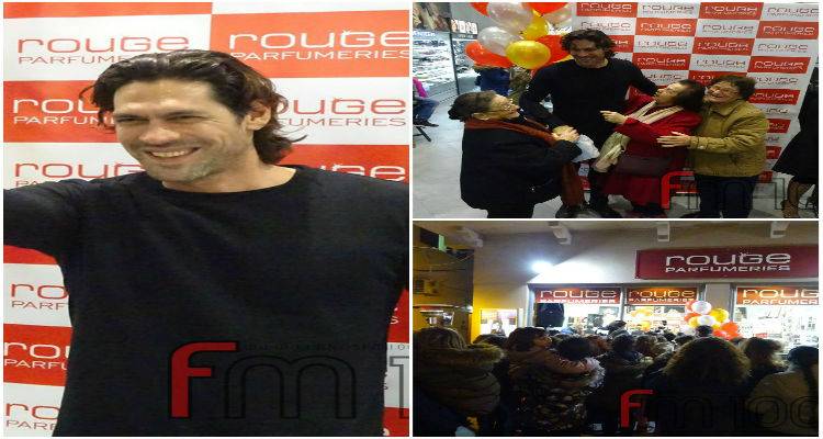 Ο Γιάννης Σπαλιάρας στη Λήμνο: "Επιφυλάσσομαι για καλοκαιρινές βουτιές στο νησί σας"  (photos + video + mp3)