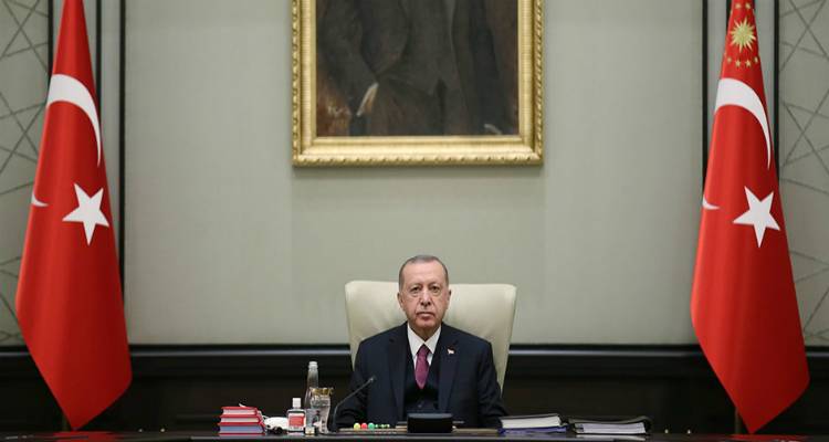 &Phi;&omega;&tau;&omicron;&gamma;&rho;&alpha;&phi;ί&alpha;: Handout via REUTERS