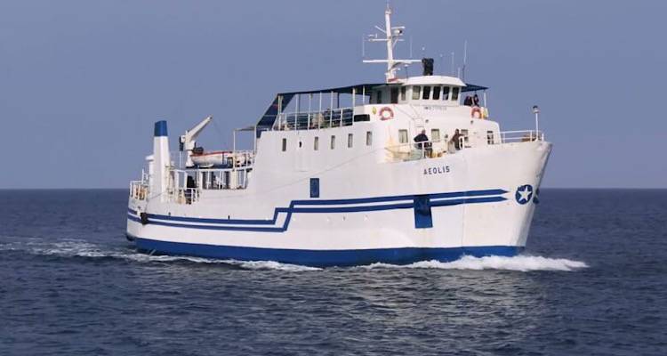 Ά&gamma;&iota;&omicron;&sigmaf; &Epsilon;&upsilon;&sigma;&tau;&rho;ά&tau;&iota;&omicron;&sigmaf;: &Xi;&epsilon;&kappa;&iota;&nu;ά&epsilon;&iota; &xi;&alpha;&nu;ά &tau;&alpha; &delta;&rho;&omicron;&mu;&omicron;&lambda;ό&gamma;&iota;ά &tau;&omicron;&upsilon; &tau;&omicron; &laquo;&Alpha;&omicron;&lambda;ί&sigmaf;&raquo;