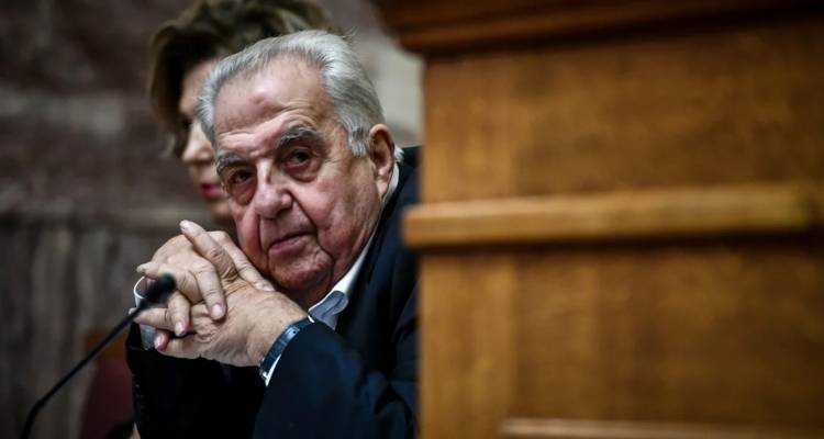 Πέθανε ο Αλέκος Φλαμπουράρης | Σε ηλικία 87 ετών από καρδιά