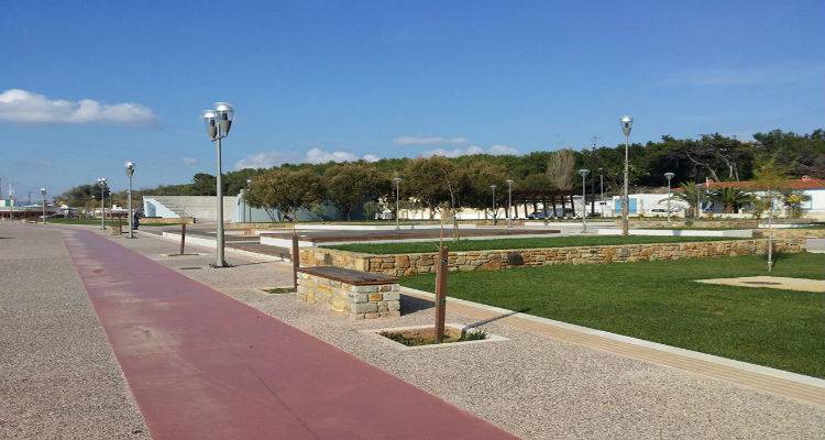 &Mu;&omicron;&upsilon;&delta;&rho;&omicron;&sigmaf;: &laquo;Έ&nu;&alpha; έ&rho;&gamma;&omicron; &kappa;ό&sigma;&mu;&eta;&mu;&alpha;&raquo; (photos)