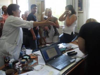 Αγγελική Βουτσά: «Φεύγω από το νοσοκομείο και θα ασκώ την ιατρική τίμια και ηθικά από το ιατρείο μου» | Ποιά η στάση της υποδιοικήτριας