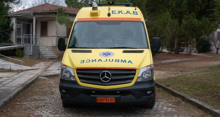 Σε κρίσιμη κατάσταση 10χρονος στην Πάτρα που πήγε να κλέψει και έπεσε από μπαλκόνι
