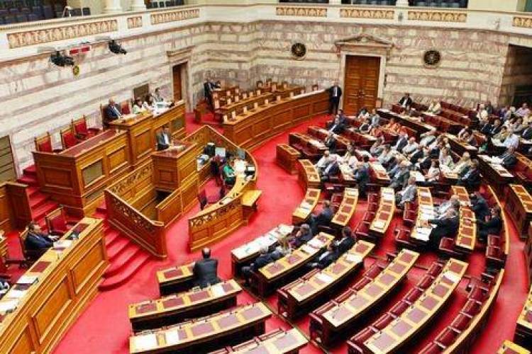 Σύγκλιση για την αναστολή χρηματοδότησης της Χρυσής Αυγής