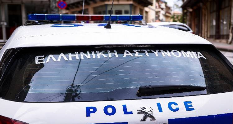 &Gamma;&upsilon;&nu;&alpha;&iota;&kappa;&omicron;&kappa;&tau;&omicron;&nu;ί&alpha; &sigma;&tau;&eta; &Zeta;ά&kappa;&upsilon;&nu;&theta;&omicron;: 51&chi;&rho;&omicron;&nu;&omicron;&sigmaf; &xi;&upsilon;&lambda;&omicron;&kappa;ό&pi;&eta;&sigma;&epsilon; &kappa;&alpha;&iota; &mu;&alpha;&chi;&alpha;ί&rho;&omega;&sigma;&epsilon; &mu;έ&chi;&rho;&iota; &theta;&alpha;&nu;ά&tau;&omicron;&upsilon; &tau;&eta;&nu; 40&chi;&rho;&omicron;&nu;&eta; &sigma;ύ&zeta;&upsilon;&gamma;ό &tau;&omicron;&upsilon;