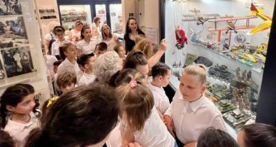 &Omicron; &Chi;&Omicron;&Lambda; &laquo;&Omicron; Ή&phi;&alpha;&iota;&sigma;&tau;&omicron;&sigmaf;&raquo; &epsilon;&upsilon;&chi;&alpha;&rho;&iota;&sigma;&tau;&epsilon;ί..