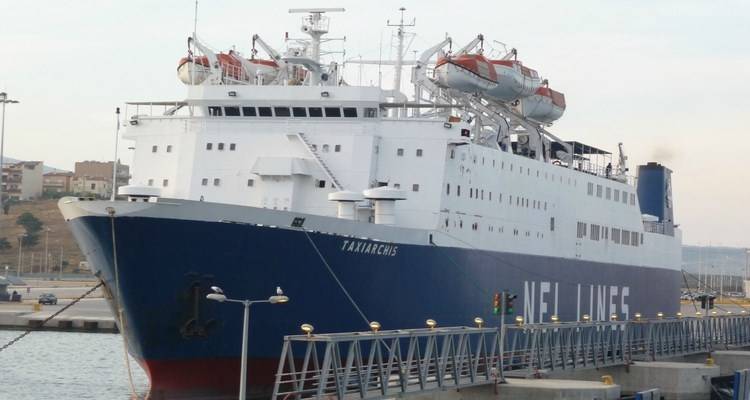 Άρση απαγορευτικού και για το πλοίο "Ταξιάρχης" | Στη μία το μεσημέρι ξεκινάει από Καβάλα