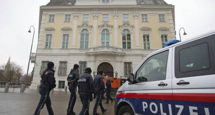Βιέννη: Οι Αρχές εντόπισαν όπλα που συνδέονται με τη Χαμάς | Θα τα χρησιμοποιούσαν για επιθέσεις κατά εβραϊκών στόχων