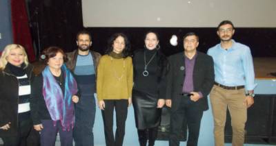 &laquo;&Kappa;&rho;ά&tau;&alpha; &tau;&omicron;&nu; &phi;ό&beta;&omicron; &mu;&alpha;&kappa;&rho;&iota;ά &alpha;&pi;ό &tau;&omicron; &sigma;&chi;&omicron;&lambda;&epsilon;ί&omicron;&raquo;: &Pi;&rho;&alpha;&gamma;&mu;&alpha;&tau;&omicron;&pi;&omicron;&iota;ή&theta;&eta;&kappa;&epsilon; &eta; &epsilon;&kappa;&delta;ή&lambda;&omega;&sigma;&eta; &gamma;&iota;&alpha; &tau;&omicron;&nu; &sigma;&chi;&omicron;&lambda;&iota;&kappa;ό &epsilon;&kappa;&phi;&omicron;&beta;&iota;&sigma;&mu;ό (photos)