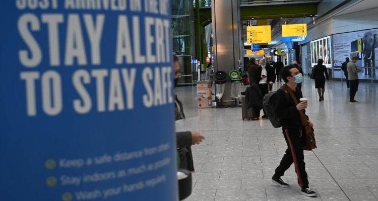 &Beta;&rho;&epsilon;&tau;&alpha;&nu;ί&alpha; &ndash; &Kappa;&omicron;&rho;&omicron;&nu;&omicron;ϊό&sigmaf;: &Sigma;&epsilon; &delta;&epsilon;&kappa;&alpha;ή&mu;&epsilon;&rho;&eta; &kappa;&alpha;&rho;&alpha;&nu;&tau;ί&nu;&alpha; ό&lambda;&omicron;&iota; &omicron;&iota; &tau;&alpha;&xi;&iota;&delta;&iota;ώ&tau;&epsilon;&sigmaf; &alpha;&pi;ό &tau;&omicron; &epsilon;&xi;&omega;&tau;&epsilon;&rho;&iota;&kappa;ό