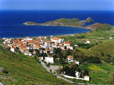Ξεκινάει η τσιμεντόστρωση προς τον Πλαγίσιο Μώλο Πλατύ
