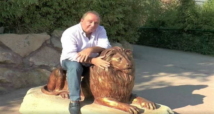 Στη Λήμνο για διακοπές ο Δημήτρης Καμπουράκης