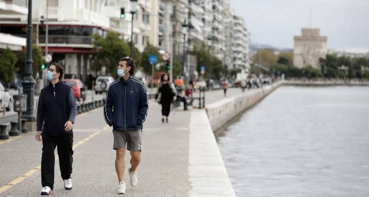 &laquo;&Kappa;&omicron;&kappa;&kappa;ί&nu;&iota;&sigma;&epsilon;&raquo; &eta; &Beta;ό&rho;&epsilon;&iota;&alpha; &Epsilon;&lambda;&lambda;ά&delta;&alpha;, &alpha;&nu;&eta;&sigma;&upsilon;&chi;ί&alpha; &sigma;&tau;&omicron;&upsilon;&sigmaf; &epsilon;&iota;&delta;&iota;&kappa;&omicron;ύ&sigmaf; -&Pi;&iota;&omicron; &alpha;&upsilon;&sigma;&tau;&eta;&rho;ά &mu;έ&tau;&rho;&alpha; &gamma;&iota;&alpha; &tau;&omicron;&upsilon;&sigmaf; &alpha;&nu;&epsilon;&mu;&beta;&omicron;&lambda;ί&alpha;&sigma;&tau;&omicron;&upsilon;&sigmaf;