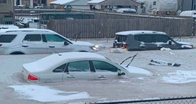 Ντιτρόιτ: Πρώτα πλημμύρισαν από διαρροή οι δρόμοι και μετά… πάγωσαν - Δείτε βίντεο