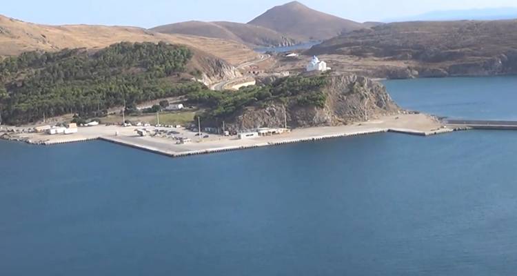 Καθαρισμοί και κλαδεύσεις σε αλσύλλια του νησιού από τον Δήμο Λήμνου | Στόχος η ενίσχυση της πυροπροστασίας
