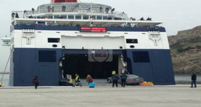 &Kappa;&alpha;&mu;&pi;&alpha;&nu;ά&kappa;&iota; &alpha;&pi;ό &tau;&omicron; &Lambda;&iota;&mu;&epsilon;&nu;&alpha;&rho;&chi;&epsilon;ί&omicron; &gamma;&iota;&alpha; &tau;&eta;&nu; &epsilon;&xi;&upsilon;&pi;&eta;&rho;έ&tau;&eta;&sigma;&eta; &tau;&omega;&nu; &epsilon;&pi;&iota;&beta;&alpha;&tau;ώ&nu; &sigma;&tau;&omicron; &lambda;&iota;&mu;ά&nu;&iota; &tau;&eta;&sigmaf; &Mu;ύ&rho;&iota;&nu;&alpha;&sigmaf;