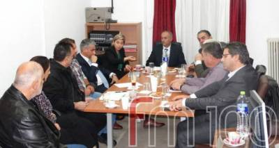 &Delta;ή&mu;&omicron;&sigmaf; &kappa;&alpha;&iota; &Epsilon;&pi;&alpha;&rho;&chi;&epsilon;ί&omicron; &Lambda;ή&mu;&nu;&omicron;&upsilon;: &laquo;&Sigma;&tau;ό&chi;&omicron;&sigmaf; ό&lambda;&omega;&nu; &mu;&alpha;&sigmaf;  &epsilon;ί&nu;&alpha;&iota; &eta; &delta;&iota;&alpha;&kappa;&omicron;&pi;ή &tau;&eta;&sigmaf; &alpha;&lambda;&upsilon;&sigma;ί&delta;&alpha;&sigmaf; &mu;&epsilon;&tau;ά&delta;&omicron;&sigma;&eta;&sigmaf; &tau;&omicron;&upsilon; Covid-19&raquo;