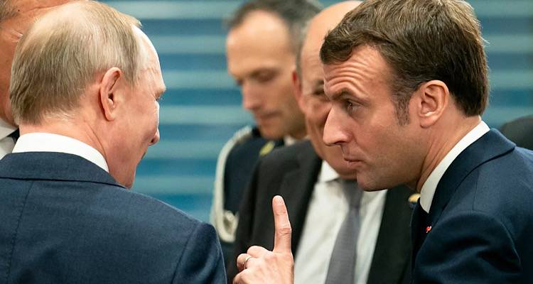 Προειδοποίηση Μακρόν σε Πούτιν: Η υποστήριξη της Γαλλίας στο Κίεβο δεν θα αποδυναμωθεί