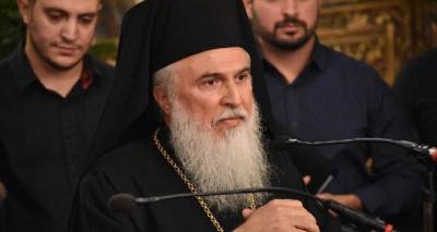 &Omicron; &Mu;&eta;&tau;&rho;&omicron;&pi;&omicron;&lambda;ί&tau;&eta;&sigmaf; &Lambda;ή&mu;&nu;&omicron;&upsilon; &sigma;&tau;&alpha; &Sigma;&pi;ά&tau;&alpha; &gamma;&iota;&alpha; &tau;&eta;&nu; &Kappa;&upsilon;&rho;&iota;&alpha;&kappa;ή &tau;&eta;&sigmaf; &Sigma;&alpha;&mu;&alpha;&rho;&epsilon;ί&tau;&iota;&delta;&omicron;&sigmaf;
