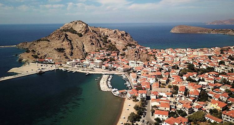 &Lambda;ή&mu;&nu;&omicron;&sigmaf;: &Alpha;&nu;&alpha;&kappa;&omicron;&iota;&nu;ώ&theta;&eta;&kappa;&alpha;&nu; &tau;&alpha; &kappa;&alpha;&lambda;&omicron;&kappa;&alpha;&iota;&rho;&iota;&nu;ά &delta;&rho;&omicron;&mu;&omicron;&lambda;ό&gamma;&iota;&alpha; | Έ&pi;&omicron;&nu;&tau;&alpha;&iota; &kappa;&iota; ά&lambda;&lambda;&alpha; (photos)