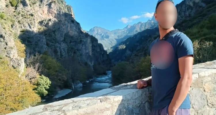 &Alpha;&sigma;&pi;&rho;ό&pi;&upsilon;&rho;&gamma;&omicron;&sigmaf;: &Sigma;&upsilon;&nu;&epsilon;&lambda;ή&phi;&theta;&eta; &gamma;&upsilon;&mu;&nu;&alpha;&sigma;&tau;ή&sigmaf; &delta;&eta;&mu;&omicron;&tau;&iota;&kappa;&omicron;ύ &gamma;&iota;&alpha; &pi;&alpha;&rho;&epsilon;&nu;ό&chi;&lambda;&eta;&sigma;&eta; &mu;&alpha;&theta;&eta;&tau;ώ&nu; | &laquo;&Sigma;ή&kappa;&omega;&sigma;&epsilon; &tau;&omicron; &mu;&pi;&lambda;&omicron;&upsilon;&zeta;ά&kappa;&iota;, &gamma;&alpha;&rho;&gamma;&alpha;&lambda;&omicron;ύ&sigma;&epsilon;&raquo;