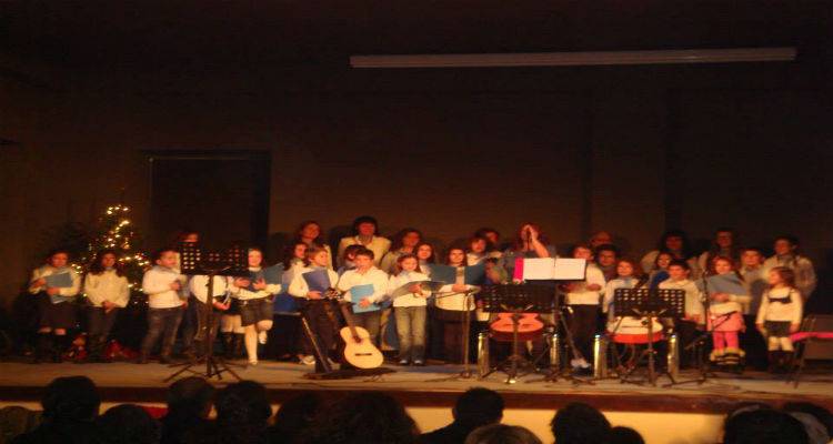 &Sigma;ή&mu;&epsilon;&rho;&alpha; &eta; &kappa;&alpha;&lambda;&omicron;&kappa;&alpha;&iota;&rho;&iota;&nu;ή &sigma;&upsilon;&nu;&alpha;&upsilon;&lambda;ί&alpha; &mu;&alpha;&theta;&eta;&tau;ώ&nu; &tau;&eta;&sigmaf; &Mu;&alpha;&rho;ί&alpha;&sigmaf; &Psi;ά&rho;&rho;&alpha;