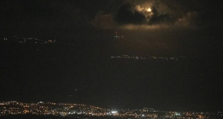 Όλα τα βλέμματα στη Μέση Ανατολή: Ισραηλινό σφυροκόπημα στον νότιο Λίβανο -Ορκίζεται εκδίκηση η Χεζμπολάχ