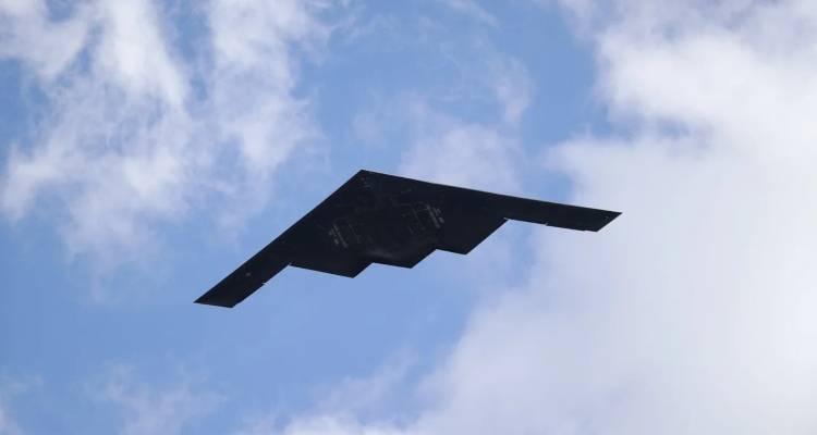 Ανάλυση CNN: Μήνυμα των ΗΠΑ στο Ιράν το χτύπημα κατά των Χούθι με stealth βομβαρδιστικό Β-2 Spirit