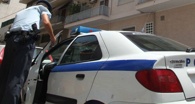 &Chi;&tau;ύ&pi;&eta;&sigma;&alpha;&nu; &kappa;&alpha;&iota; έ&kappa;&lambda;&epsilon;&psi;&alpha;&nu; 42&chi;&rho;&omicron;&nu;&omicron; &sigma;&tau;&eta; &Lambda;ή&mu;&nu;&omicron;