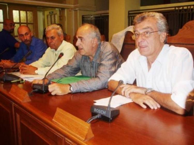 Έ&nu;&tau;&alpha;&sigma;&eta; &sigma;&tau;&omicron; &Delta;&eta;&mu;&omicron;&tau;&iota;&kappa;ό &Sigma;&upsilon;&mu;&beta;&omicron;ύ&lambda;&iota;&omicron; &Lambda;έ&sigma;&beta;&omicron;&upsilon; &mu;&epsilon; &pi;&rho;&omega;&tau;&alpha;&gamma;&omega;&nu;&iota;&sigma;&tau;ή &tau;&omicron; &Delta;ή&mu;&alpha;&rho;&chi;&omicron; &Sigma;&pi;ύ&rho;&omicron; &Gamma;&alpha;&lambda;&eta;&nu;ό