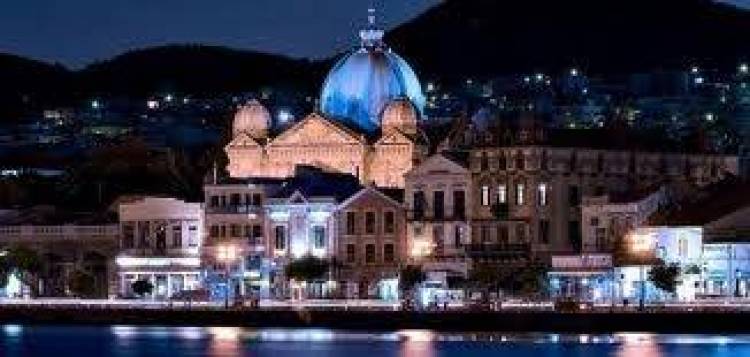 Τέλος στη ζωή της έβαλε μια 37χρονη υπάλληλος της Περιφέρειας Βορείου Αιγαίου, πηδώντας από την ταράτσα κεντρικού ξενοδοχείου στη Μυτιλήνη