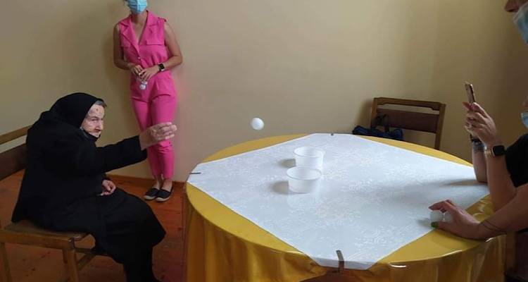 &Lambda;ή&mu;&nu;&omicron;&sigmaf;: &Tau;&omicron; &Kappa;έ&nu;&tau;&rho;&omicron; &Kappa;&omicron;&iota;&nu;ό&tau;&eta;&tau;&alpha;&sigmaf;, &tau;&omicron; &Kappa;&omicron;&iota;&nu;&omega;&nu;&iota;&kappa;ό &Pi;&alpha;&nu;&tau;&omicron;&pi;&omega;&lambda;&epsilon;ί&omicron; &kappa;&alpha;&iota; &tau;&omicron; &Kappa;&omicron;&iota;&nu;&omega;&nu;&iota;&kappa;ό &Phi;&alpha;&rho;&mu;&alpha;&kappa;&epsilon;ί&omicron; &sigma;&upsilon;&nu;&epsilon;&chi;ί&zeta;&omicron;&upsilon;&nu; &tau;&eta; &lambda;&epsilon;&iota;&tau;&omicron;&upsilon;&rho;&gamma;ί&alpha; &tau;&omicron;&upsilon;&sigmaf;