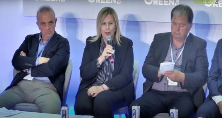 &Tau;&omicron;&pi;&omicron;&theta;έ&tau;&eta;&sigma;&eta; &tau;&eta;&sigmaf; &Delta;&eta;&mu;ά&rho;&chi;&omicron;&upsilon; &Lambda;ή&mu;&nu;&omicron;&upsilon; &sigma;&tau;&eta;&nu; &epsilon;&nu;ό&tau;&eta;&tau;&alpha; &ldquo;&Upsilon;&delta;ά&tau;&iota;&nu;&omicron;&iota; &pi;ό&rho;&omicron;&iota;: &Delta;&iota;&alpha;&chi;&epsilon;ί&rho;&iota;&sigma;&eta;, &lambda;&epsilon;&iota;&psi;&upsilon;&delta;&rho;ί&alpha;, &epsilon;&nu;έ&rho;&gamma;&epsilon;&iota;&alpha;&rdquo; &tau;&eta;&sigmaf; Attica Green Expo (video)