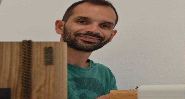 &Beta;&alpha;&gamma;&gamma;έ&lambda;&eta;&sigmaf; &Kappa;&alpha;&nu;ά&rho;&eta;&sigmaf;: &Omicron; &xi;&upsilon;&lambda;&omicron;&upsilon;&rho;&gamma;ό&sigmaf; &alpha;&pi;ό &tau;&eta; &Lambda;ή&mu;&nu;&omicron; &pi;&omicron;&upsilon; &phi;&tau;&iota;ά&chi;&nu;&epsilon;&iota; &mu;ό&delta;&alpha;&hellip; &gamma;&iota;&alpha; &gamma;&upsilon;&nu;&alpha;ί&kappa;&epsilon;&sigmaf;