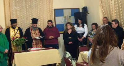 &Lambda;&iota;&beta;&alpha;&delta;&omicron;&chi;ώ&rho;&iota;: &Kappa;&omicron;&pi;ή &pi;ί&tau;&alpha;&sigmaf; &gamma;&iota;&alpha; &tau;&omicron; &tau;&omicron;&nu; &Pi;&omicron;&lambda;&iota;&tau;&iota;&sigma;&tau;&iota;&kappa;ό &Sigma;ύ&lambda;&lambda;&omicron;&gamma;&omicron; &laquo;&Alpha;&gamma;ί&alpha; &Mu;&alpha;&rho;ί&nu;&alpha;&raquo;