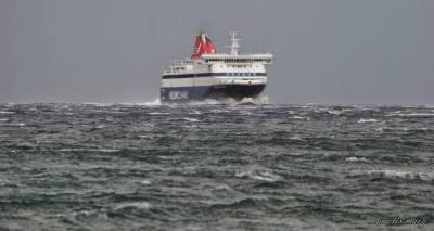 Απαγορευτικό απόπλου: Δεμένο στη Μυτιλήνη το «Νήσος Μύκονος»