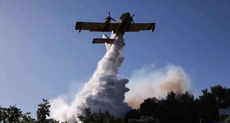 &Gamma;&epsilon;&rho;ά&nu;&epsilon;&iota;&alpha; ό&rho;&eta;: &Gamma;&iota;&alpha; &tau;έ&tau;&alpha;&rho;&tau;&eta; &eta;&mu;έ&rho;&alpha; &kappa;&alpha;ί&epsilon;&iota; &eta; &pi;&upsilon;&rho;&kappa;&alpha;&gamma;&iota;ά &mu;&epsilon; &delta;&iota;ά&sigma;&pi;&alpha;&rho;&tau;&epsilon;&sigmaf; &epsilon;&sigma;&tau;ί&epsilon;&sigmaf; -&laquo;&Theta;έ&mu;&alpha; &chi;&rho;ό&nu;&omicron;&upsilon; &nu;&alpha; &tau;&epsilon;&theta;&epsilon;ί &sigma;&epsilon; ύ&phi;&epsilon;&sigma;&eta;&raquo;