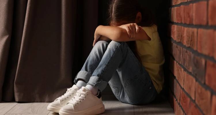 &Theta;&epsilon;&sigma;&sigma;&alpha;&lambda;&omicron;&nu;ί&kappa;&eta;: 6&chi;&rho;&omicron;&nu;&eta; &epsilon;&nu;&tau;&omicron;&pi;ί&sigma;&tau;&eta;&kappa;&epsilon; &mu;ό&nu;&eta; &tau;&eta;&sigmaf; &nu;&alpha; &kappa;&lambda;&alpha;ί&epsilon;&iota; -&Eta; &mu;&eta;&tau;έ&rho;&alpha; &tau;&eta;&sigmaf; &tau;&eta;&nu; &epsilon;ί&chi;&epsilon; &beta;&gamma;ά&lambda;&epsilon;&iota; &sigma;&tau;&eta;&nu; &epsilon;&pi;&alpha;&iota;&tau;&epsilon;ί&alpha;