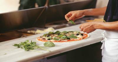 Λήμνος - Μικρή αγγελία: Ζητείται μάγειρας για καφέ - πιτσαρία