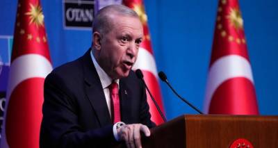 &Sigma;&epsilon; &nu;έ&alpha; &phi;ά&sigma;&eta; &eta; έ&nu;&tau;&alpha;&sigma;&eta; &mu;&epsilon; &tau;&eta;&nu; &Tau;&omicron;&upsilon;&rho;&kappa;ί&alpha;, &eta; &laquo;&Alpha;&sigma;&pi;ί&delta;&alpha; &tau;&omicron;&upsilon; &Alpha;&chi;&iota;&lambda;&lambda;έ&alpha;&raquo; &epsilon;&kappa;&nu;&epsilon;&upsilon;&rho;ί&zeta;&epsilon;&iota; &tau;&eta;&nu; Ά&gamma;&kappa;&upsilon;&rho;&alpha; -&Eta; &alpha;&pi;ά&nu;&tau;&eta;&sigma;&eta; &tau;&eta;&sigmaf; &Alpha;&theta;ή&nu;&alpha;&sigmaf; &sigma;&tau;&iota;&sigmaf; &nu;έ&epsilon;&sigmaf; &pi;&rho;&omicron;&kappa;&lambda;ή&sigma;&epsilon;&iota;&sigmaf; &Epsilon;&rho;&nu;&tau;&omicron;&gamma;ά&nu;