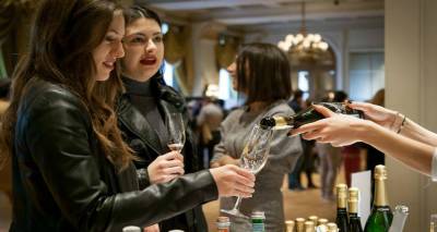 «Αφρός και Φυσαλλίδες» παρουσία της Λήμνου