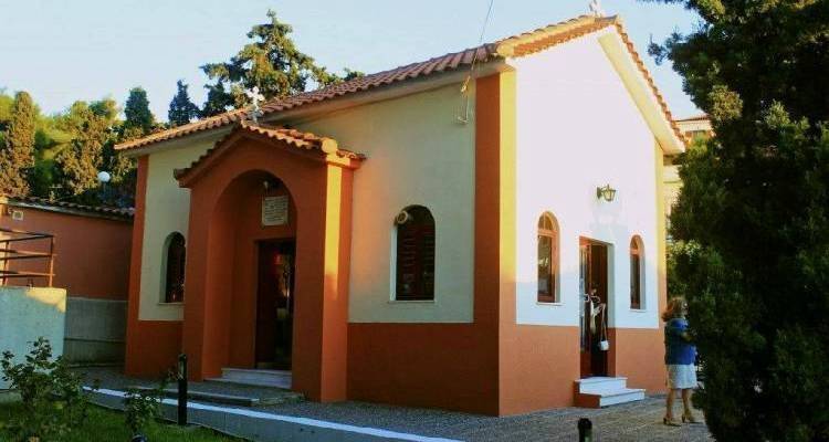 &Pi;&alpha;&nu;&eta;&gamma;&upsilon;&rho;ί&zeta;&epsilon;&iota; &omicron; &nu;&alpha;ό&sigmaf; &tau;&omega;&nu; &Alpha;&gamma;ί&omega;&nu; 12 &Alpha;&pi;&omicron;&sigma;&tau;ό&lambda;&omega;&nu; &sigma;&tau;&omicron; &Nu;&omicron;&sigma;&omicron;&kappa;&omicron;&mu;&epsilon;ί&omicron; &Lambda;ή&mu;&nu;&omicron;&upsilon;