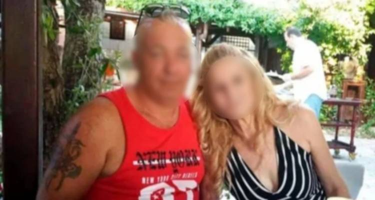 &Gamma;&upsilon;&nu;&alpha;&iota;&kappa;&omicron;&kappa;&tau;&omicron;&nu;ί&alpha; &sigma;&tau;&eta; &Theta;&epsilon;&sigma;&sigma;&alpha;&lambda;&omicron;&nu;ί&kappa;&eta;: &laquo;&Delta;&epsilon;&nu; &tau;&eta; &mu;&alpha;&chi;&alpha;ί&rho;&omega;&sigma;&epsilon; &alpha;&pi;&lambda;ά, &tau;&eta;&nu; &xi;&epsilon;&kappa;&omicron;ί&lambda;&iota;&alpha;&sigma;&epsilon;&raquo;, &lambda;έ&epsilon;&iota; &omicron; &gamma;&iota;&omicron;&sigmaf; &tau;&eta;&sigmaf; 60&chi;&rho;&omicron;&nu;&eta;&sigmaf;