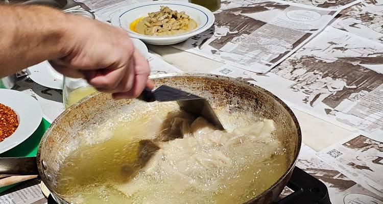 &Omicron; &Kappa;ά&sigma;&pi;&alpha;&kappa;&alpha;&sigmaf; &gamma;&iota;&omicron;&rho;&tau;ά&zeta;&epsilon;&iota;&hellip; &mu;&epsilon; &pi;&alpha;&tau;&sigma;ά &kappa;&alpha;&iota; &mu;&epsilon;&rho;ά&kappa;&iota;!